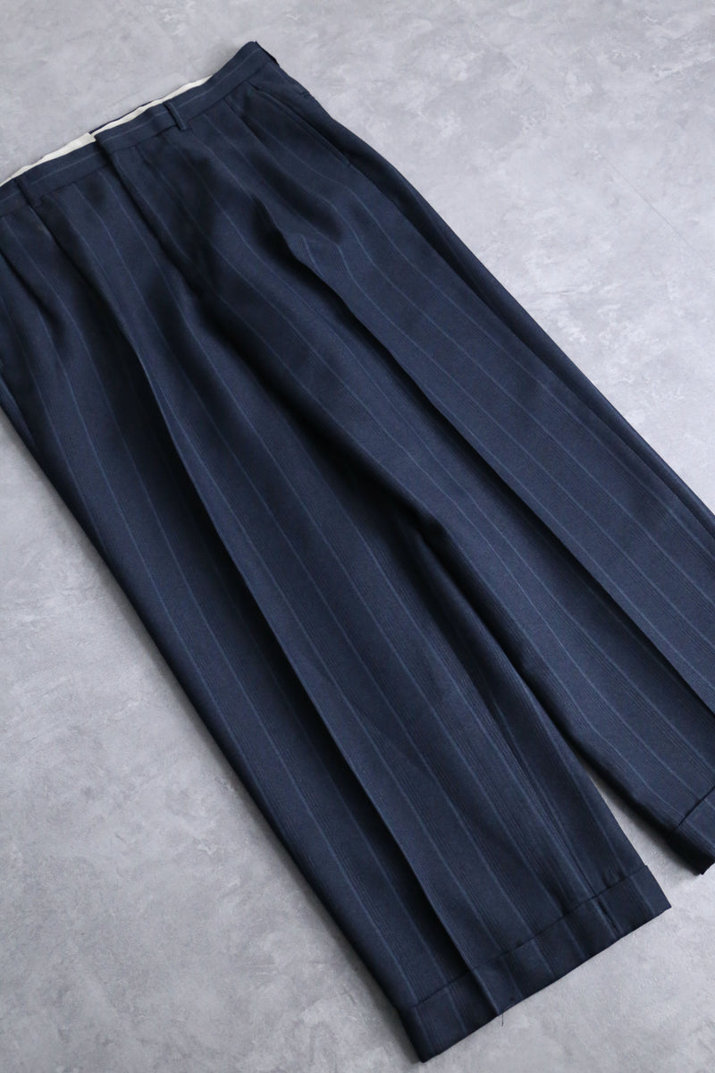 navy color loose stripe shirt set up