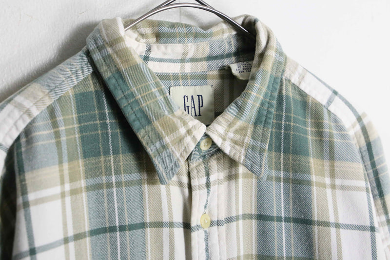 “OLD GAP” green base light flannel shirt