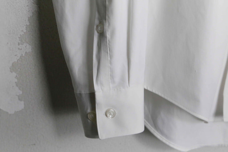 "Calvin Klein" white color minimal dress shirt