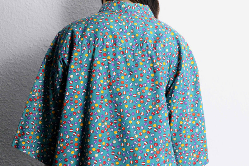 emerald green base marble design s/s button down shirt