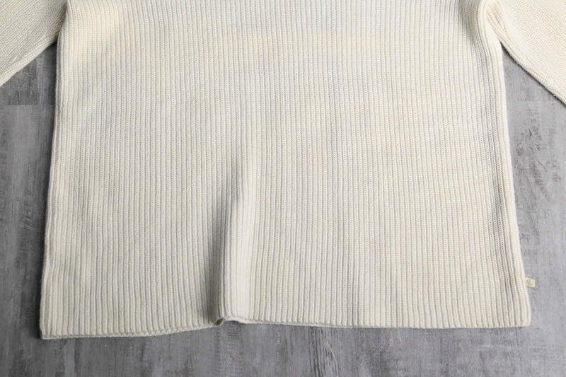 “Lauren Ralph Lauren” asymmetry shoulder button knit