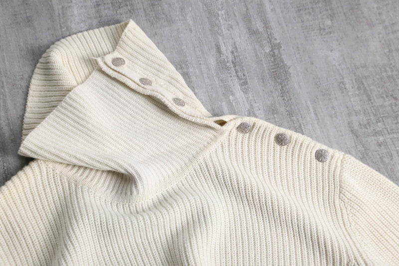 “Lauren Ralph Lauren” asymmetry shoulder button knit