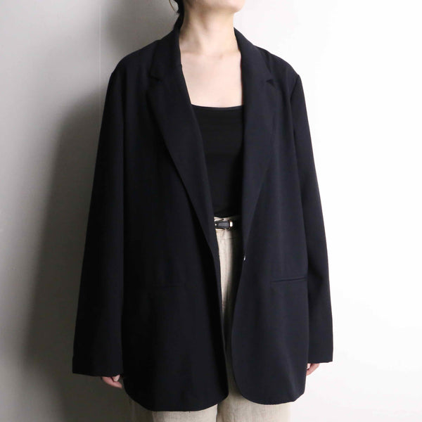 black color easy tailored jacket