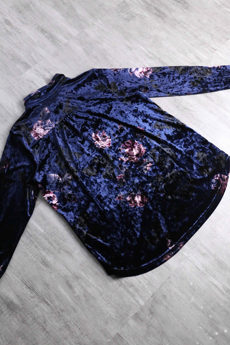 shiny blue total pattern velour shirt