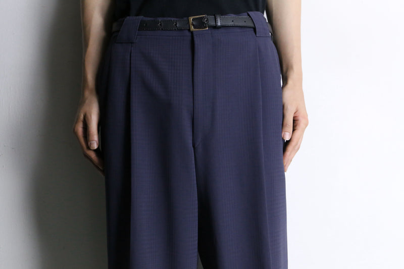 navy center press straight slacks