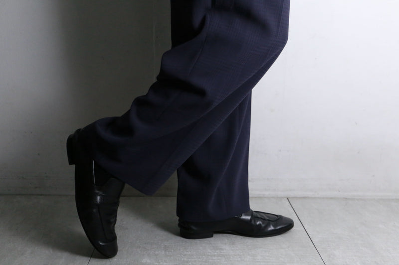 navy center press straight slacks