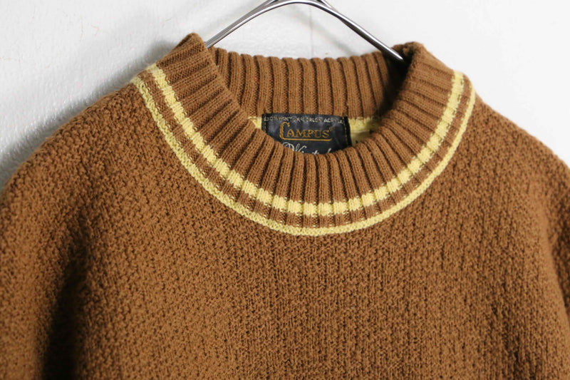 70’s “campus” brown line design mock neck knit