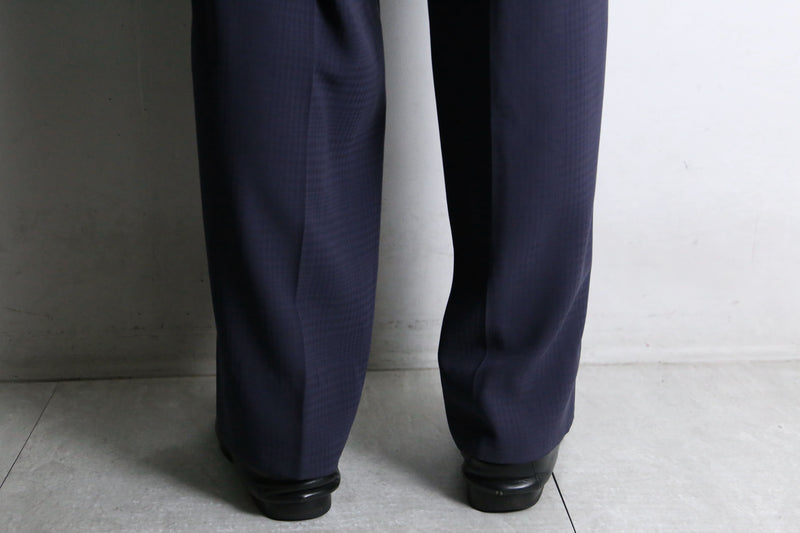 navy center press straight slacks