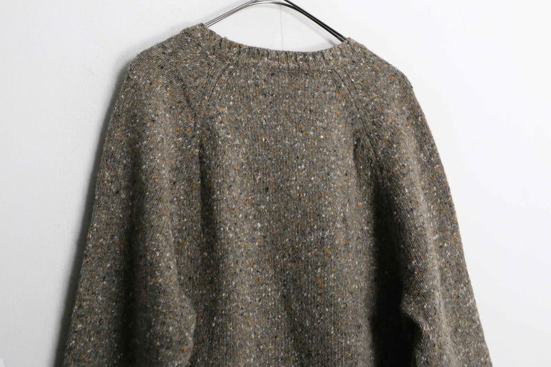 "BANANA REPUBLIC" worm color  crew neck knit