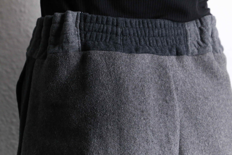 "Re:make" patchwork super buggy darkgray sweat pants