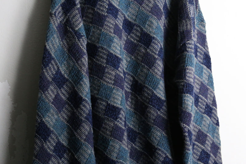 purple × blue short length knit