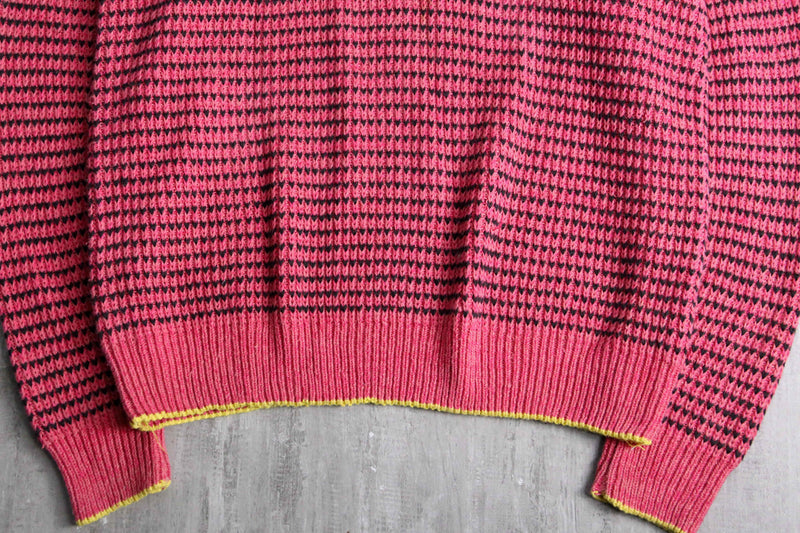 "Wool rich" birdseye design linen cotton knit