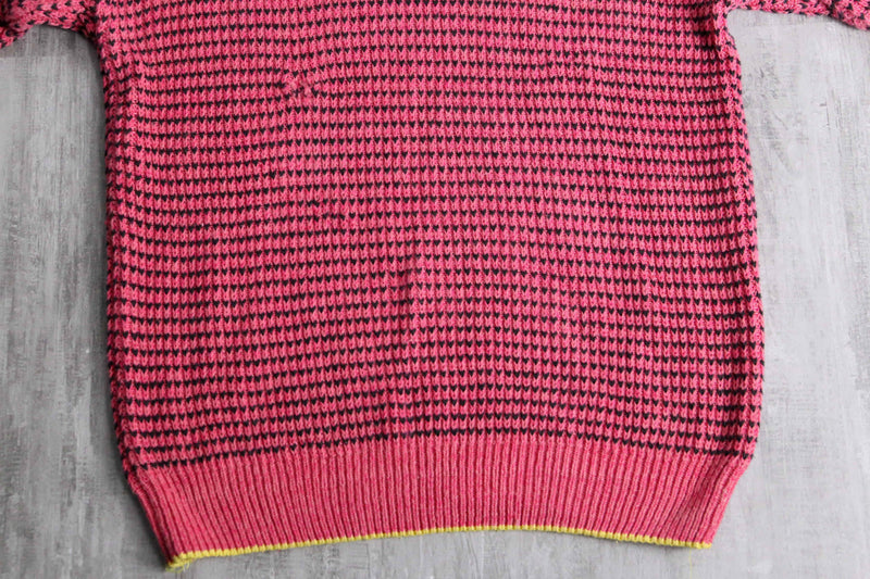 "Wool rich" birdseye design linen cotton knit