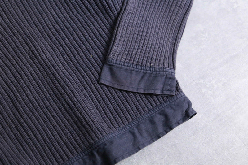 grayish purple color spread neck knit