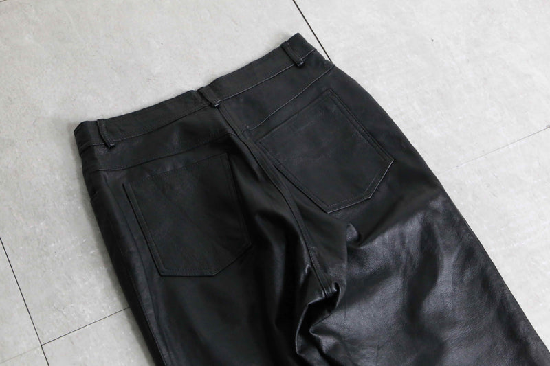 black color buggy straight leather pants