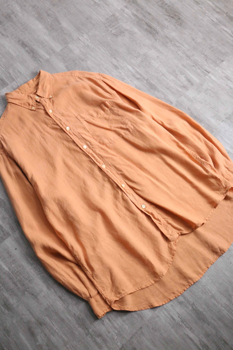 “GAP” pale orange linen BD shirt