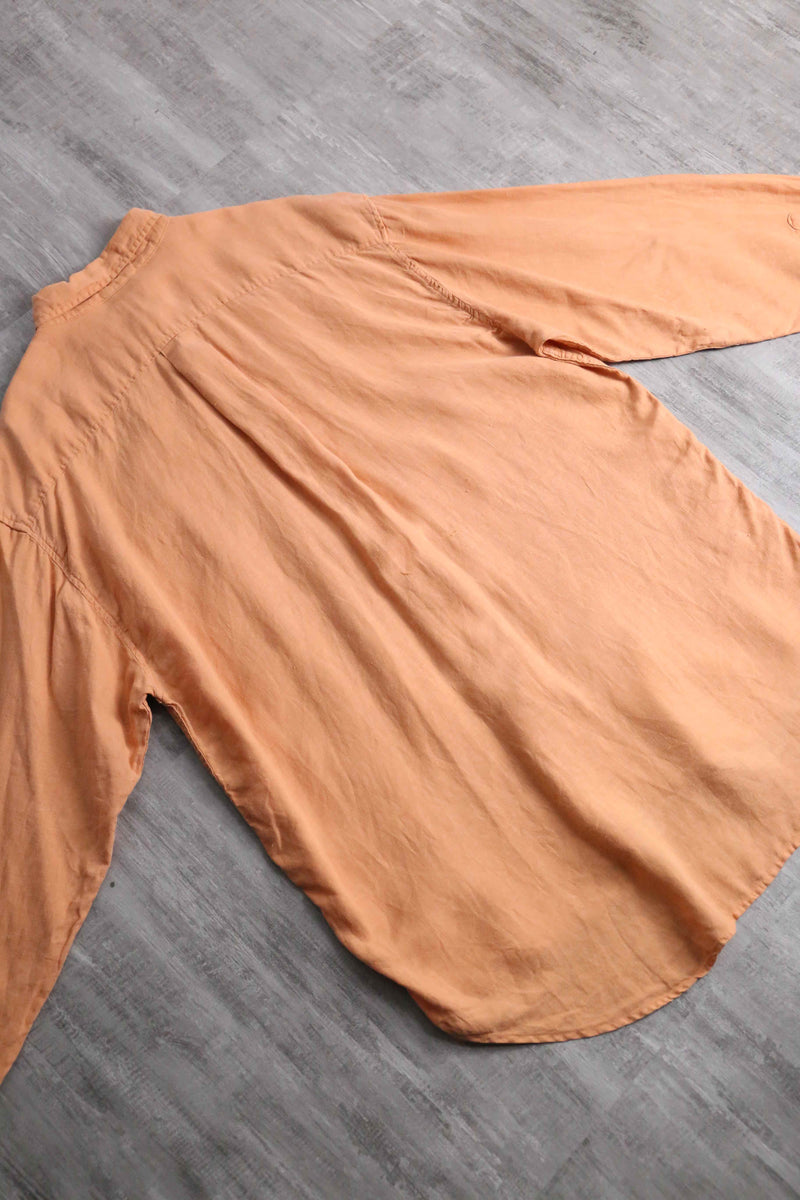 “GAP” pale orange linen BD shirt