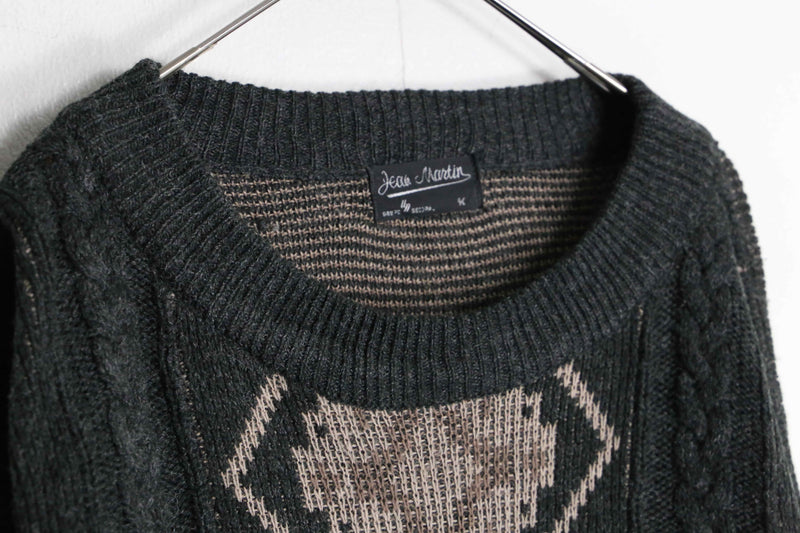 dark color diamond pattern loose knit