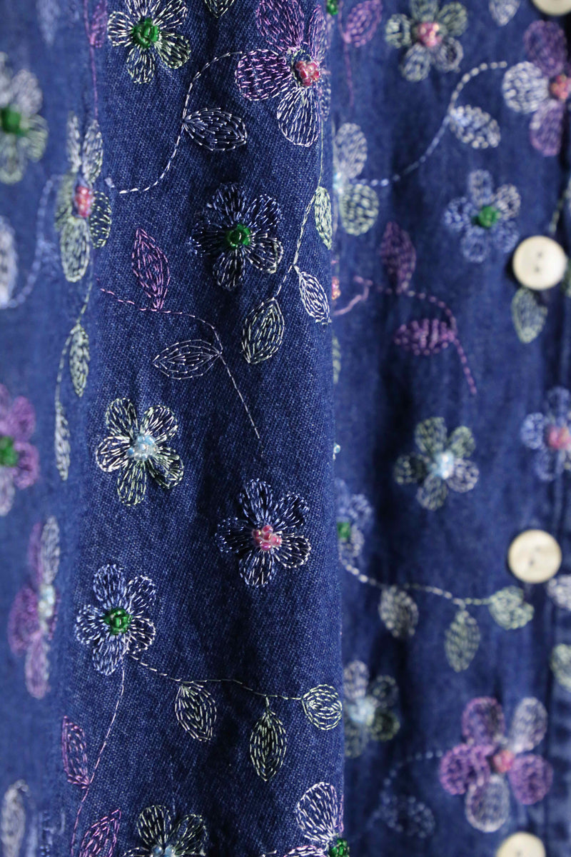 flower embroidery design s/s denim shirt