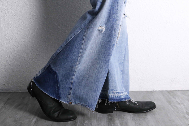 "Re:make" patch&crash design buggy flare denim