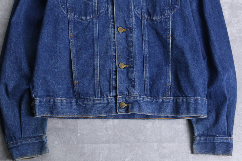 "Mickey Mouse" back design denim jacket