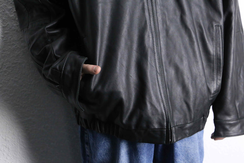 "IZOT Lacoste" black leather single jacket