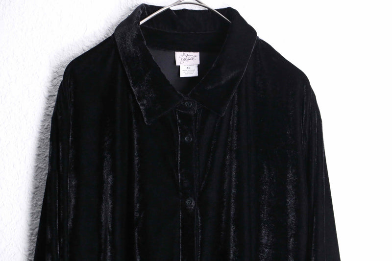 black color loose velours shirt