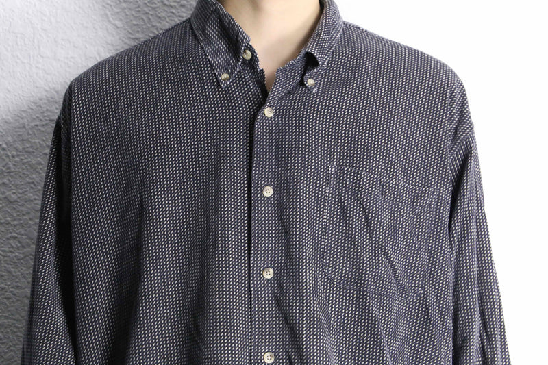 “Pierre Cardin” monotone corduroy shirt