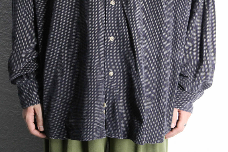 “Pierre Cardin” monotone corduroy shirt