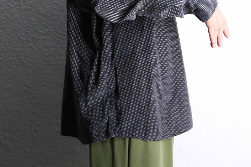“Pierre Cardin” monotone corduroy shirt