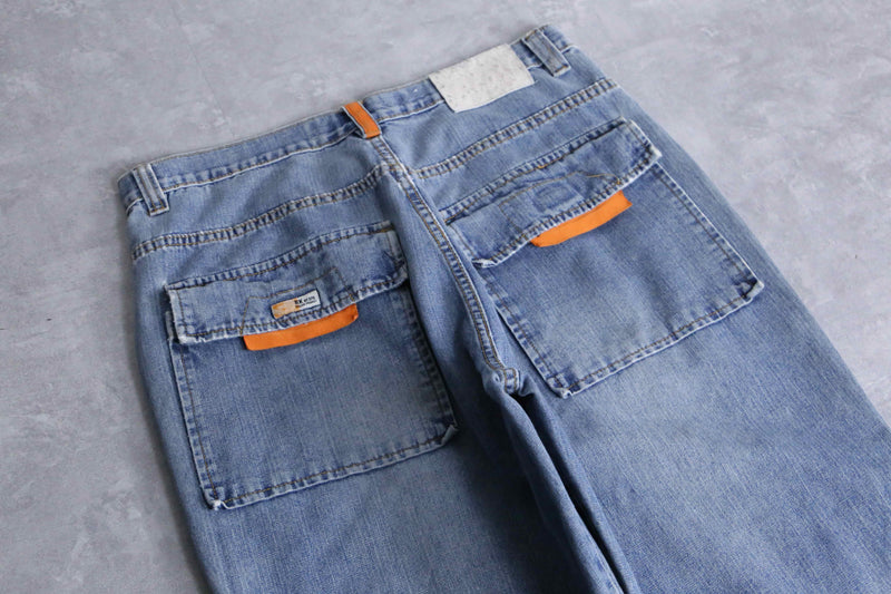 light blue × orange piping design wide denim pants