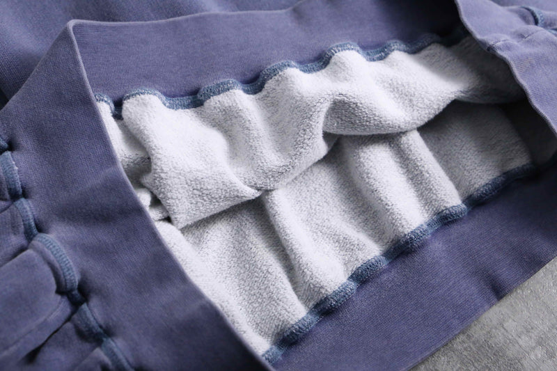 2000s AVIREX faded over sweat shirt