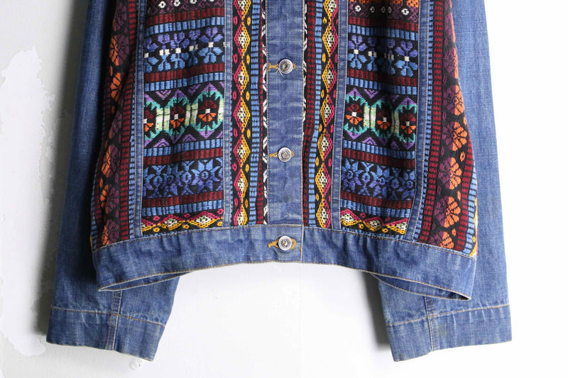 “CHICO’S” geometric pattern denim jacket