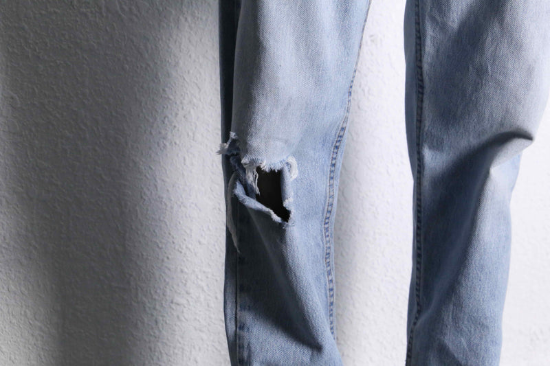 "LEVI'S SILVERTAB" light blue straight denim