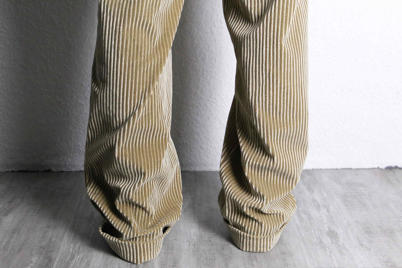 gold corduroy 2tuck wide tapered pants
