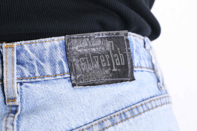 "LEVI'S SILVERTAB" light blue straight denim