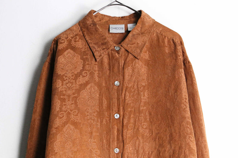 ”CHICO’S” brown base ethnic pattern shirts