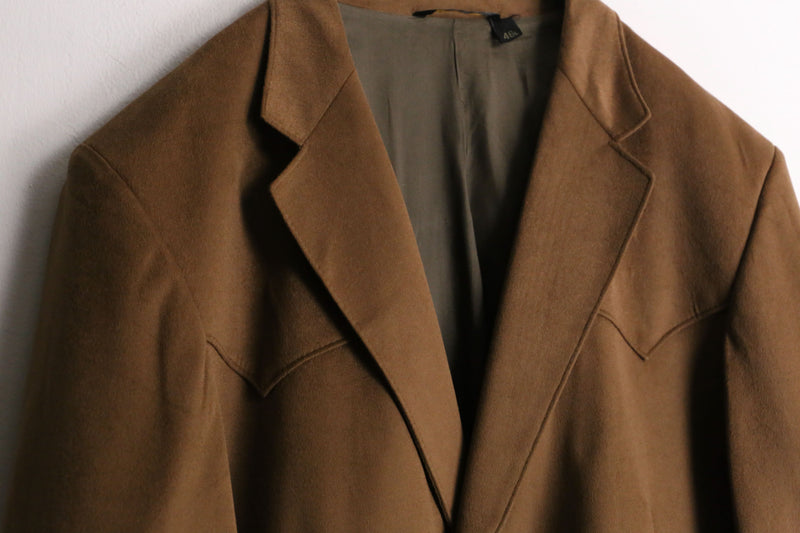 brown color pocket  design tailored jacket