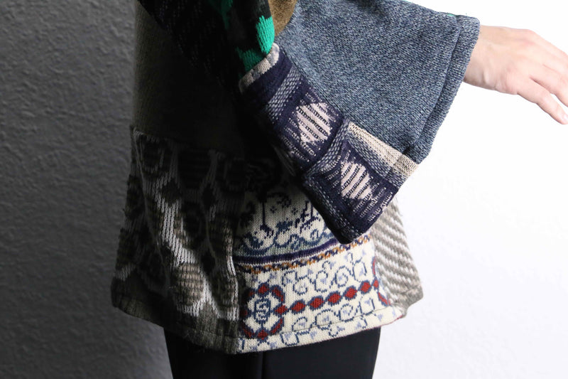 ''Re:make'' docking random knit