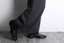 black base white stripe 2tuck wide straight pants