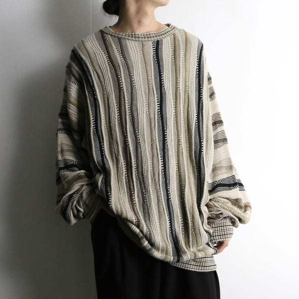 beige 3D wave stripe design knit