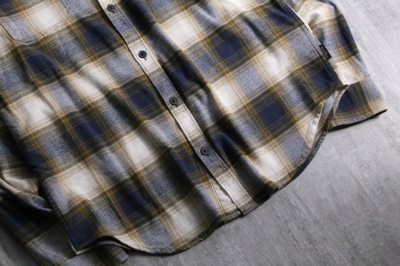 2000s cotton flannel ombre check shirt