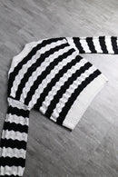 monochrome stripe open collar knit