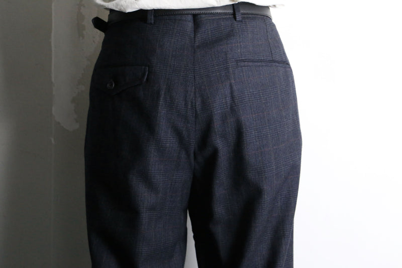 glay color check pattern wool slacks