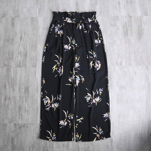 pale flower pattern black wide pants
