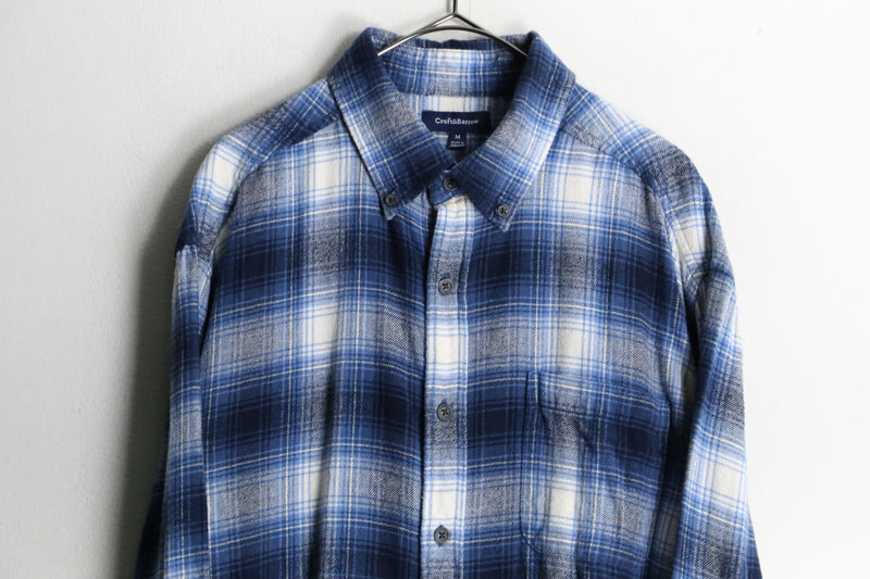 “Croft&Barrow” blue color ombre check shirt