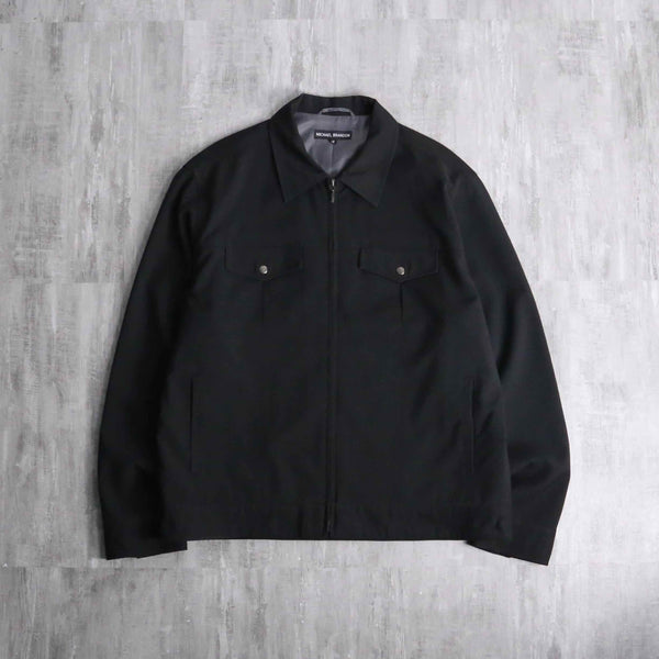 black minimal design zip-up jacket