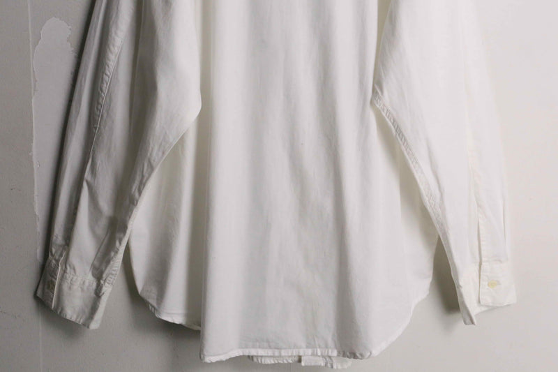 "GOOCH" white color zip design shirt