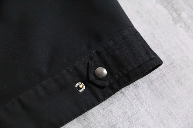 black minimal design zip-up jacket
