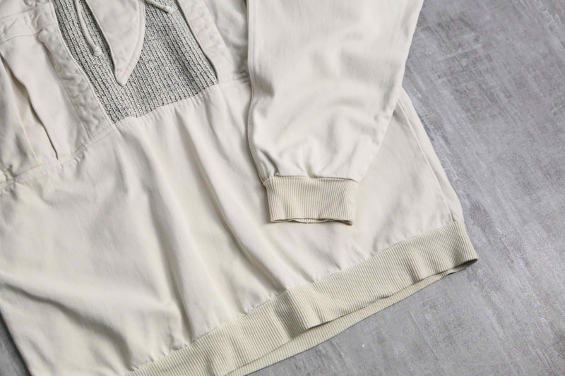 switch gimmick half zip pull